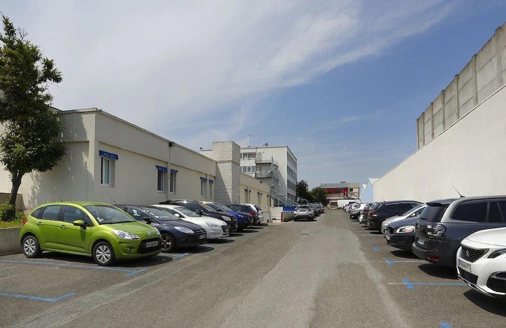 Grand Hotel Senia Orly Bagian luar foto