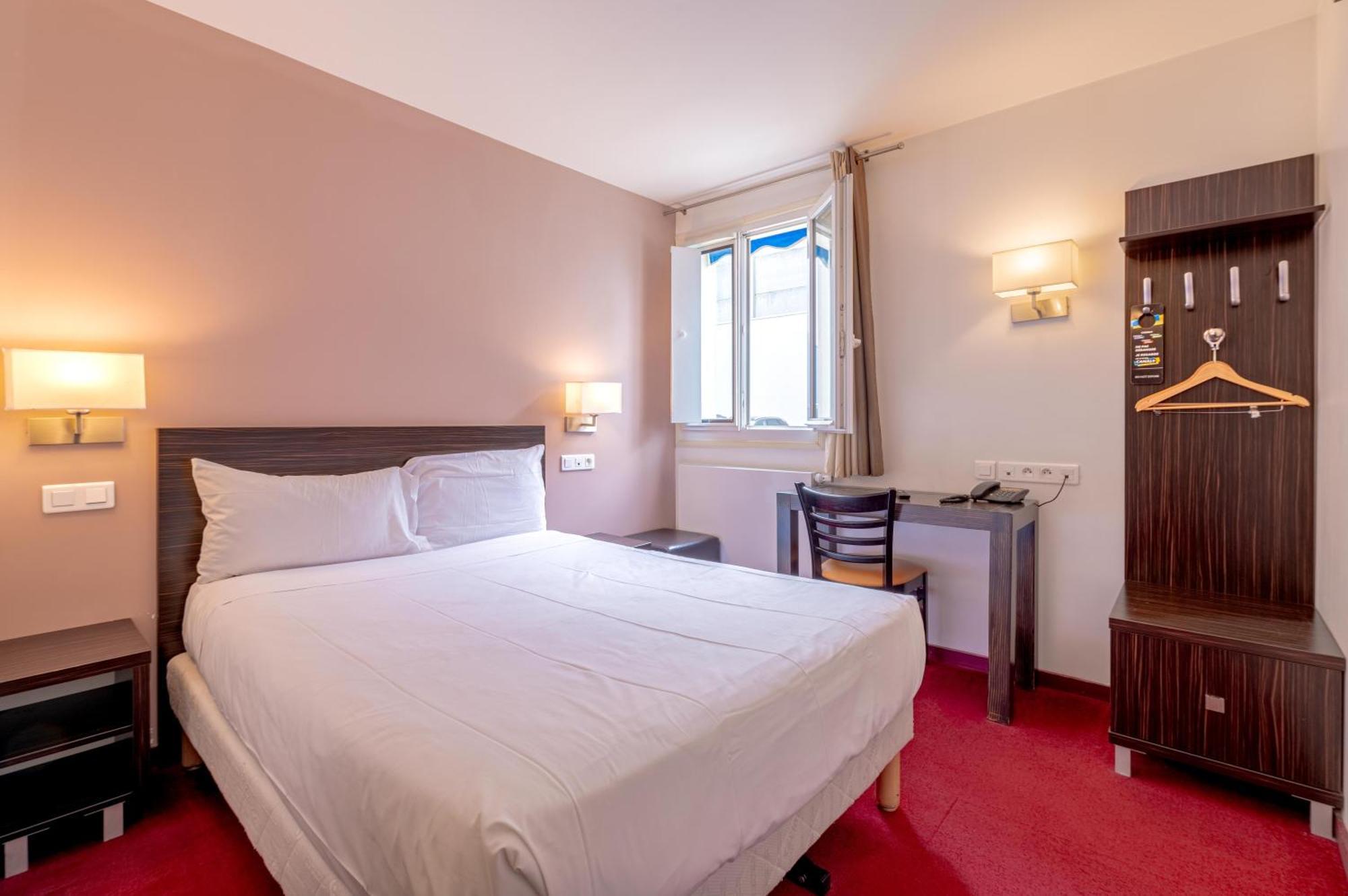 Grand Hotel Senia Orly Bagian luar foto