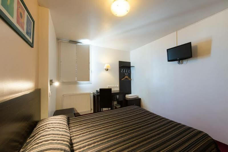Grand Hotel Senia Orly Bagian luar foto